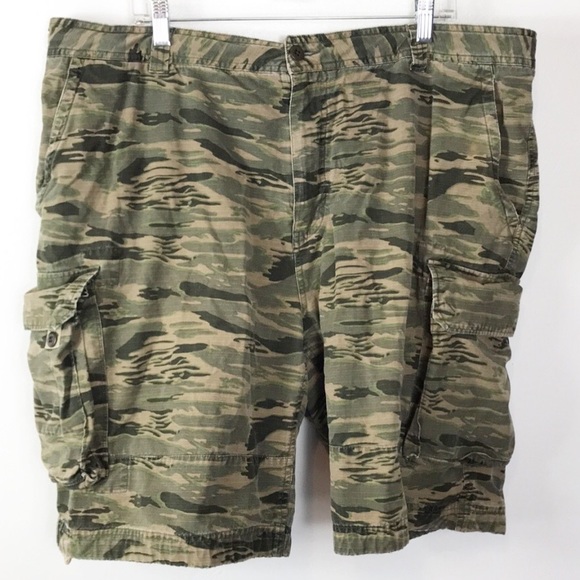 GAP Other - Gap Cargo Shorts Button Pockets 42